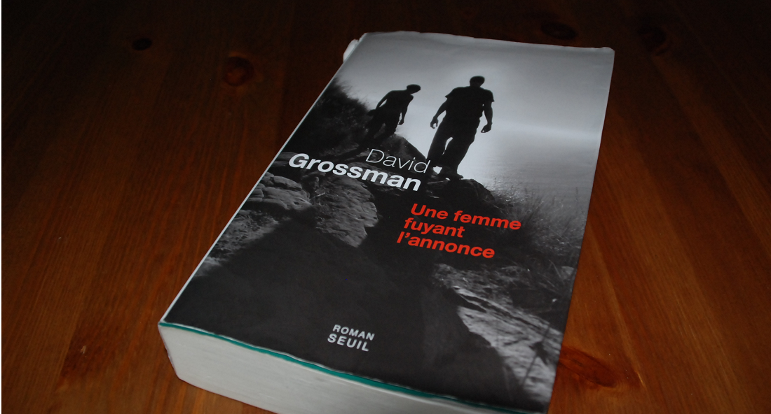 Une femme fuyant l’annonce de David Grossman…