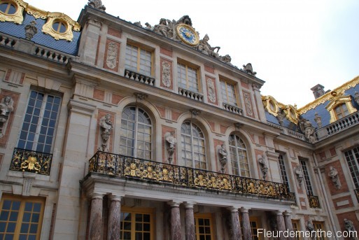 L'entrée du château de versailles